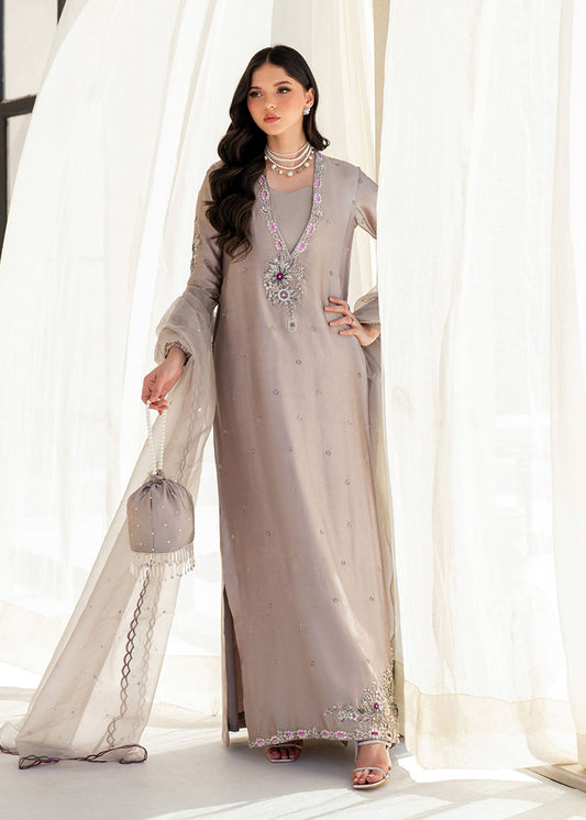 Maahi Luxury Pret'25 – Dastoor Collection